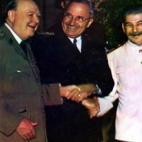 공산당 스탈린과 악수하는 사람들