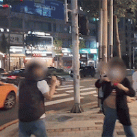 “김태우 유세장에 우산 휘두르며 돌진”… 중년 여성 폭행 혐의 입건