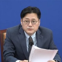 민주당 '이동관 위법행위 좌시 않겠다' 탄핵 논의키로