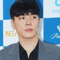 휘성, 오늘(10일) 자택서 심정지로 발견... 소속사 “가슴 아프다”